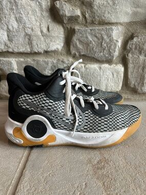 Nike Black White Men's Athletic Shoes